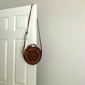 Cross body cheetah print purse